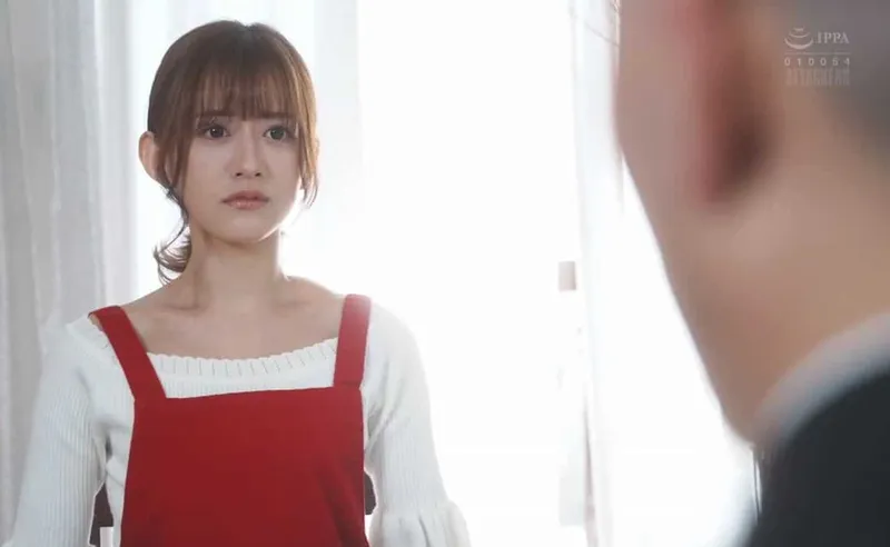 Vợ bán thân xóa nợ cho người chồng suốt một năm mà chồng yêu không hề hay biết